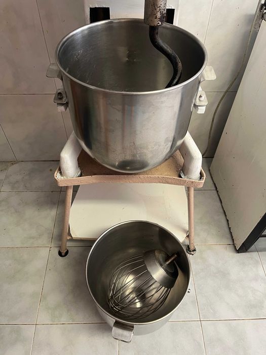 Batedeira Profissional/Industrial Pastelaria (BM 20)