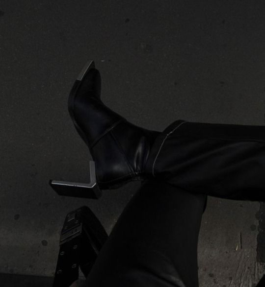 Кожаные ботильоны Heliot Emil