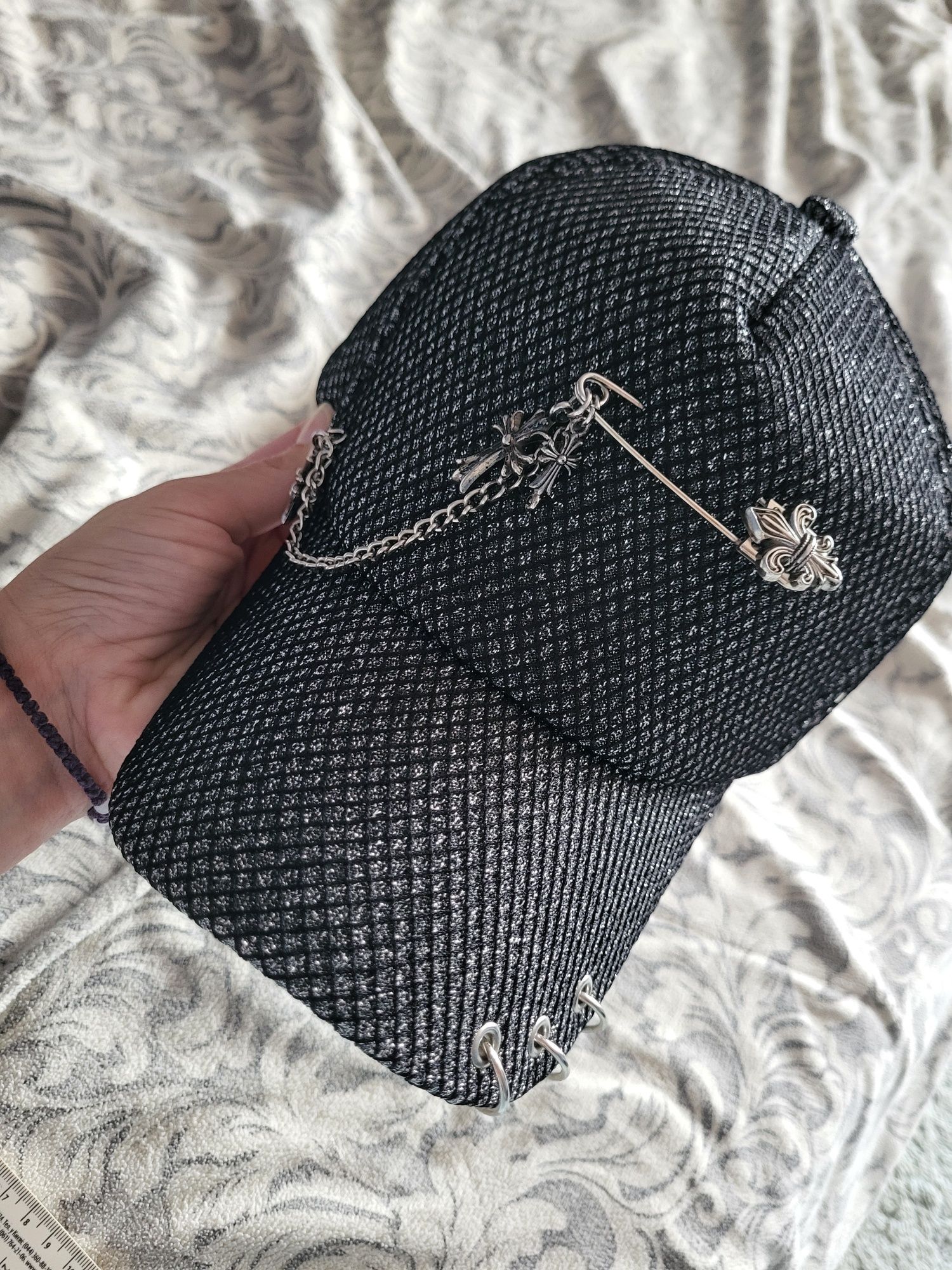 Продам стильную кепку