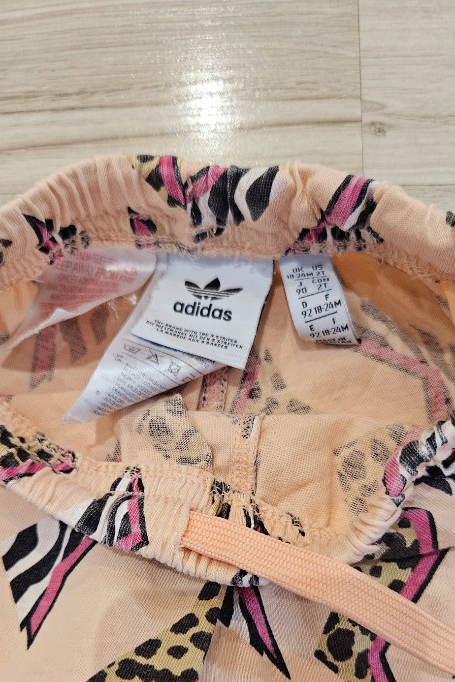 Spodenki dziewczęce ADIDAS 18,24 mies