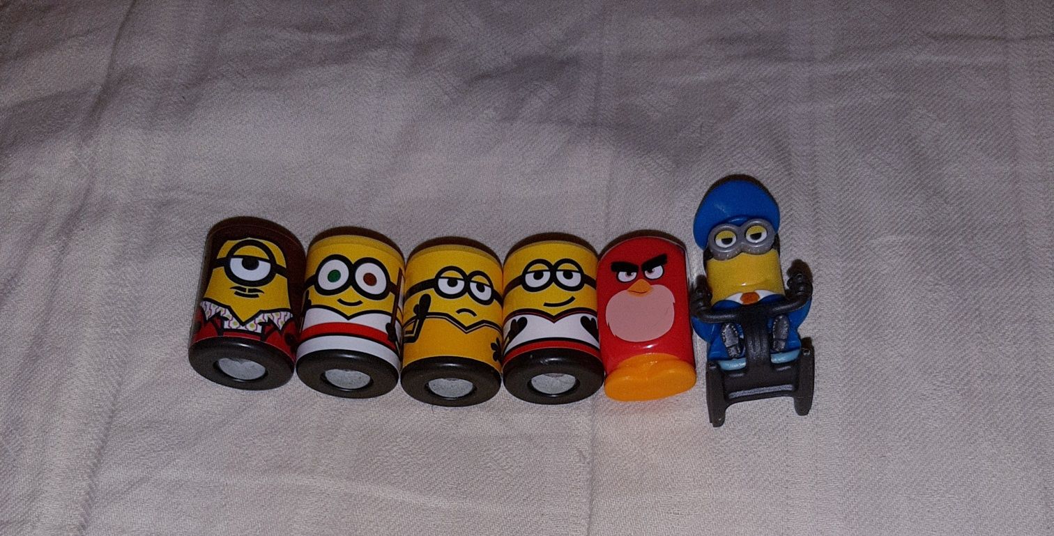 Zestaw minionków Minionki figurki zabawki minionek stokrotka runners