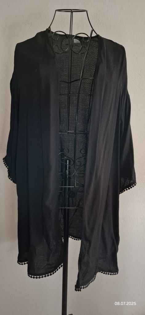 Tunika plażowa pareo kimono sukienka kimono H&M Divided  czarna frędze