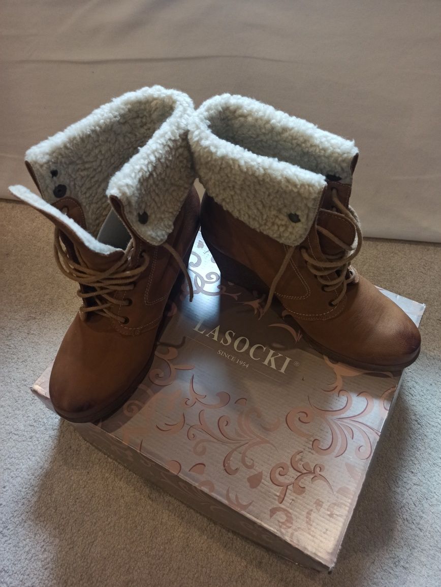 Botki koturna Lasocki 40