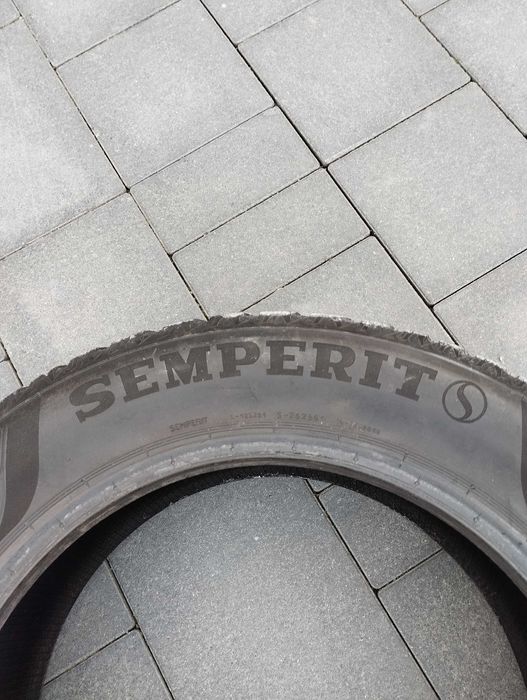 Opony zimowe Semperit 205/55 R16