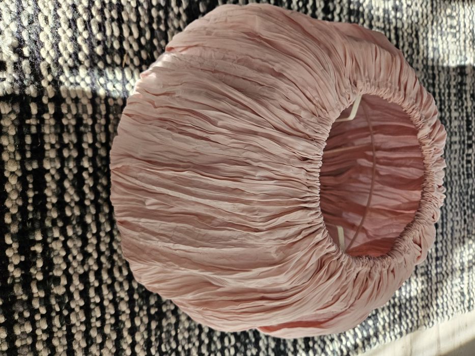 Ikea Hemsta, abażur , lampa wisząca, klosz różowy