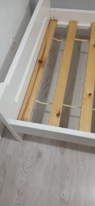 Łóżko drewniane 90/190 z materacem