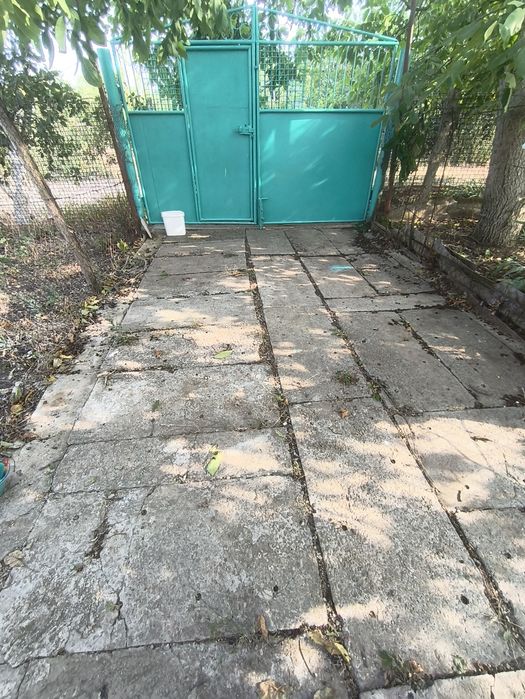 Продам дачный домик и десять соток