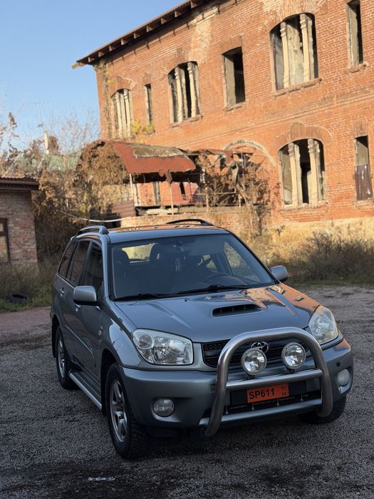 Toyota RAV четыре полный привод
