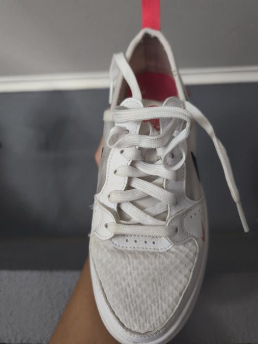 Sapatilhas Nike brancas originais, tamanho 36.5