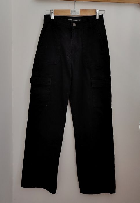 Чорні джинси жіночі широкі