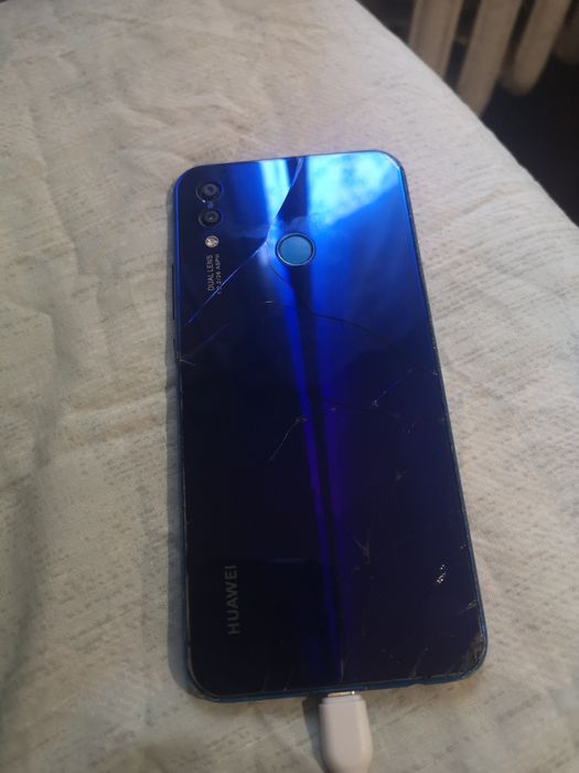 HUAWEI p smart Plus э дефект