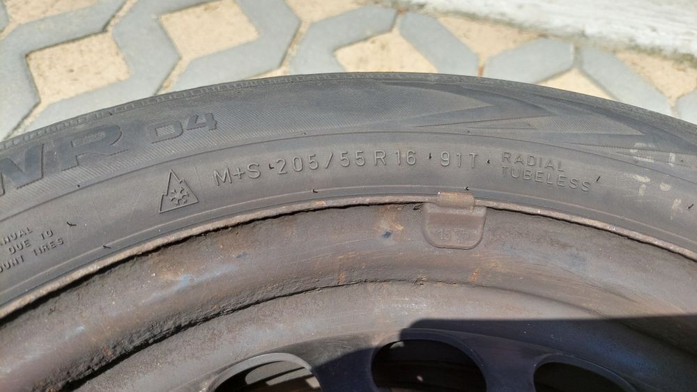 Opony nokian wr d4 205/55/16 Felgi 16"