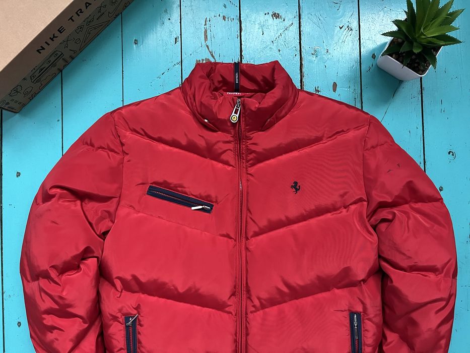 Пуховая куртка Ferrari Red, размер XS, пуховик, зимняя куртка