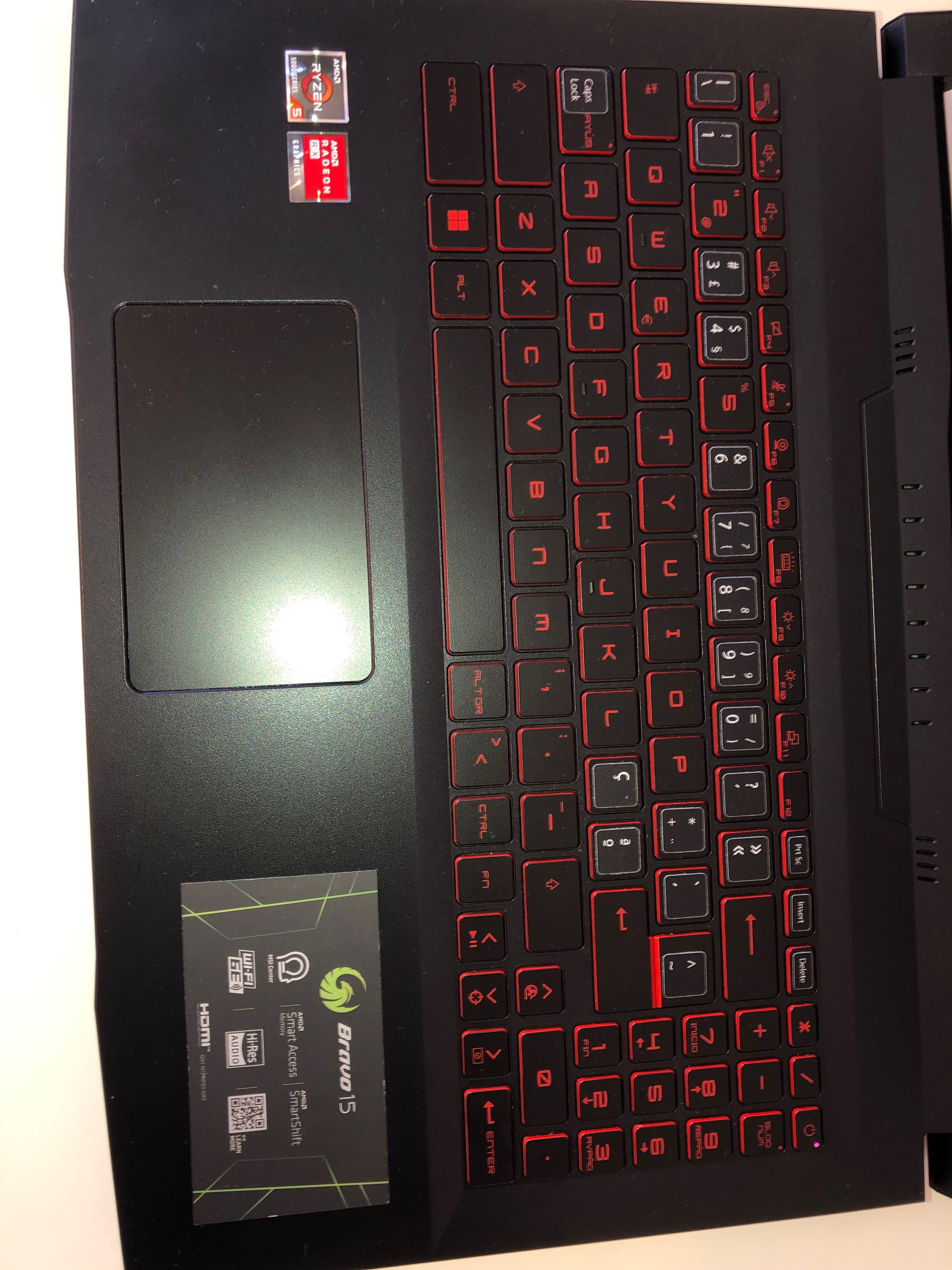 Vendo Notebook Gamer MSI Bravo 15 - Como Novo, +1 Ano de Garantia!