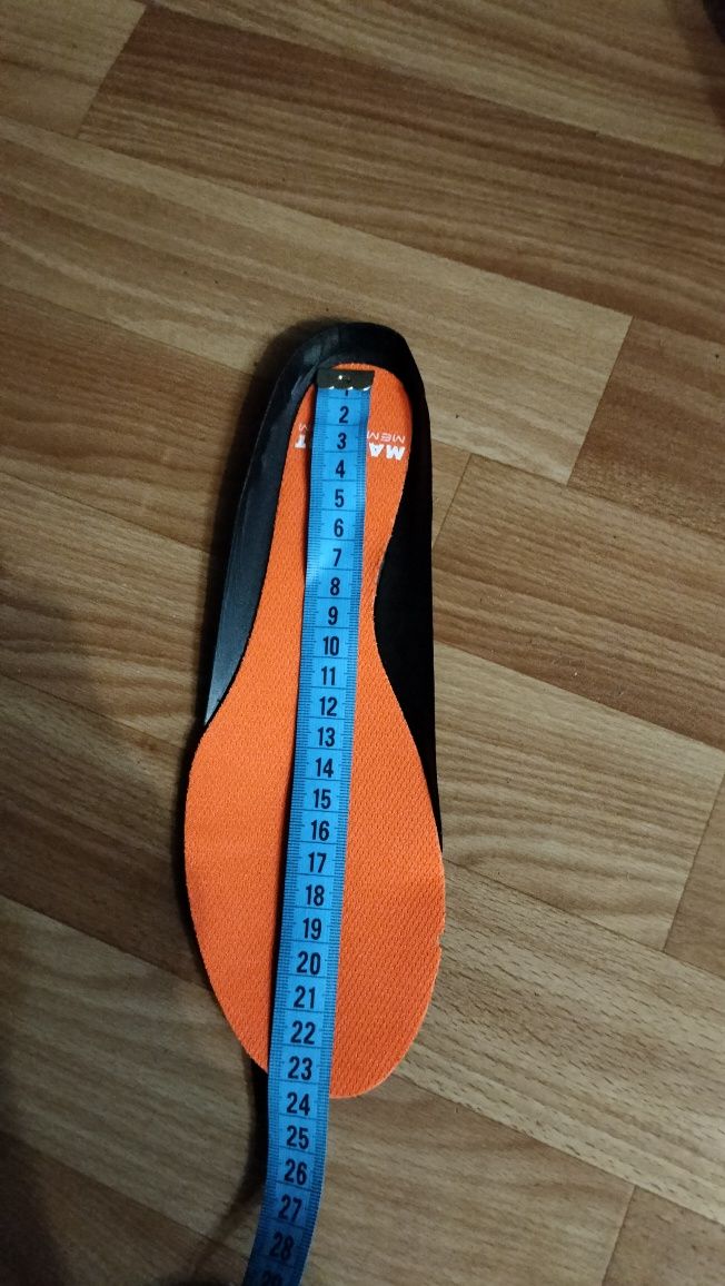 Продам зимние ботинки Mammut