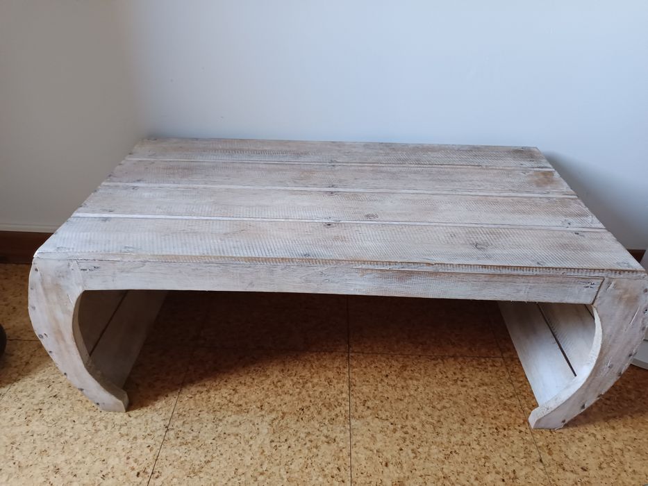 Mesa de centro ou de apoio madeira