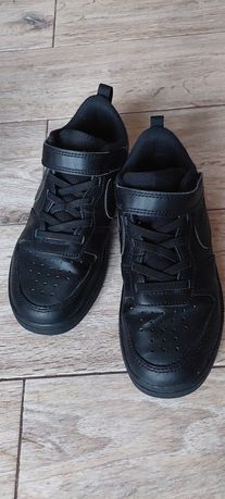 Buty sportowe chłopięce Nike rozmiar 31