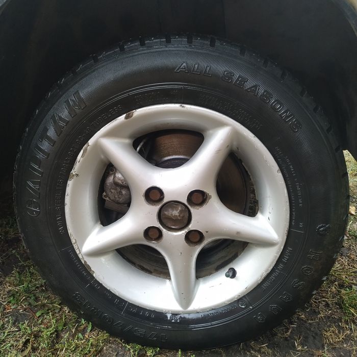 Продам легкосплавные диски r13 borbet 4x98,4x100