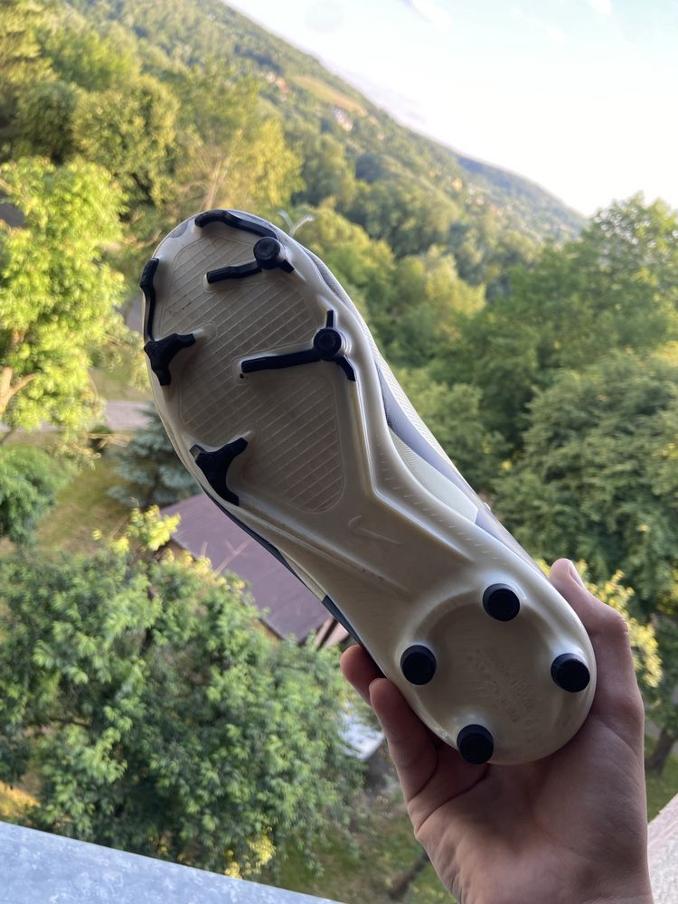 Korki piłkarskie Nike Mercurial