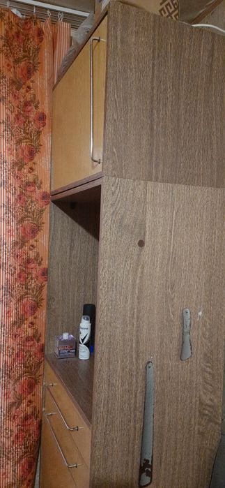 Продам стенку в прихожую,не разобран,самовывоз Днепр