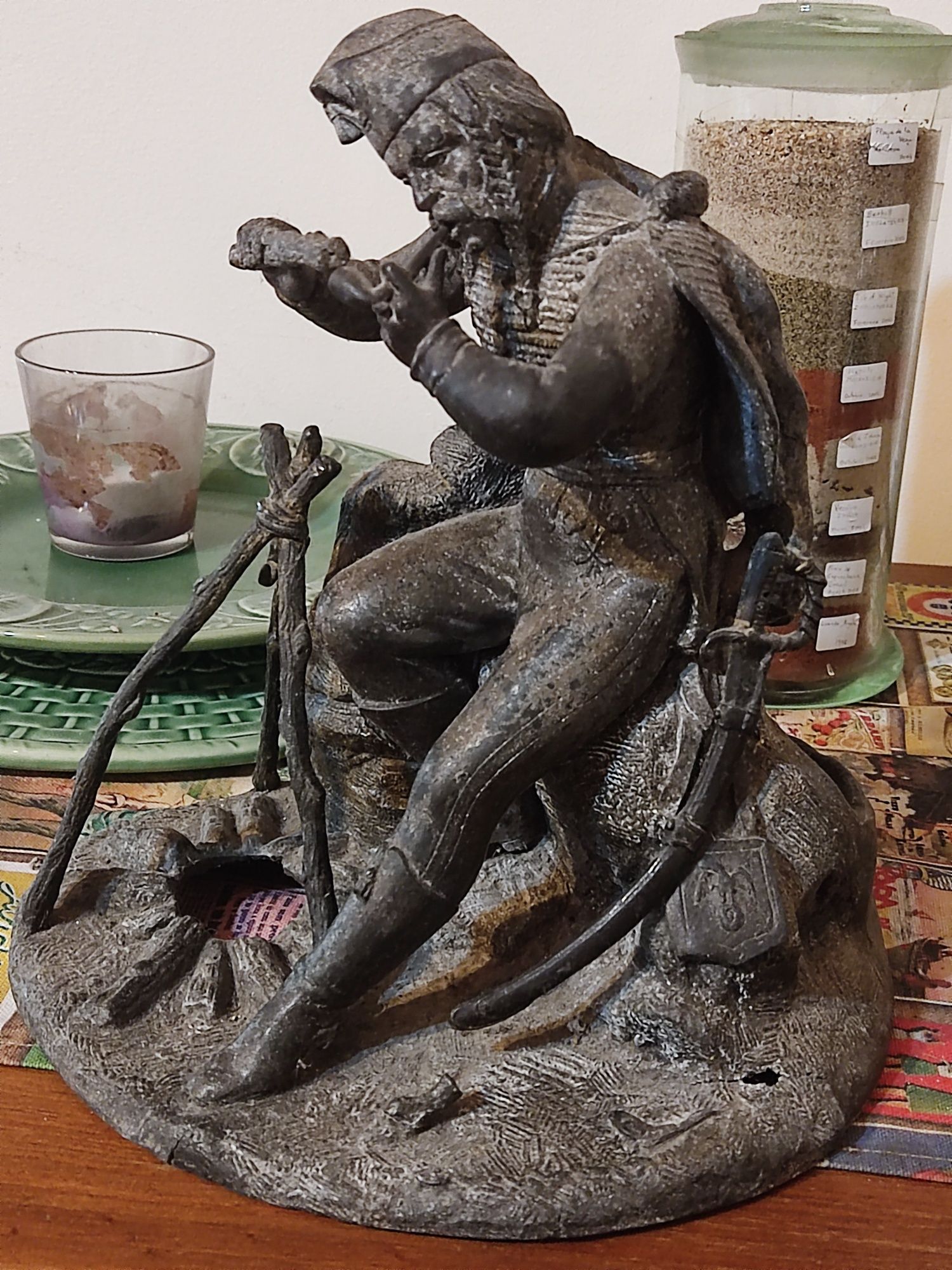 Estatueta de soldado napoleónico (peça única. sec. XIX))