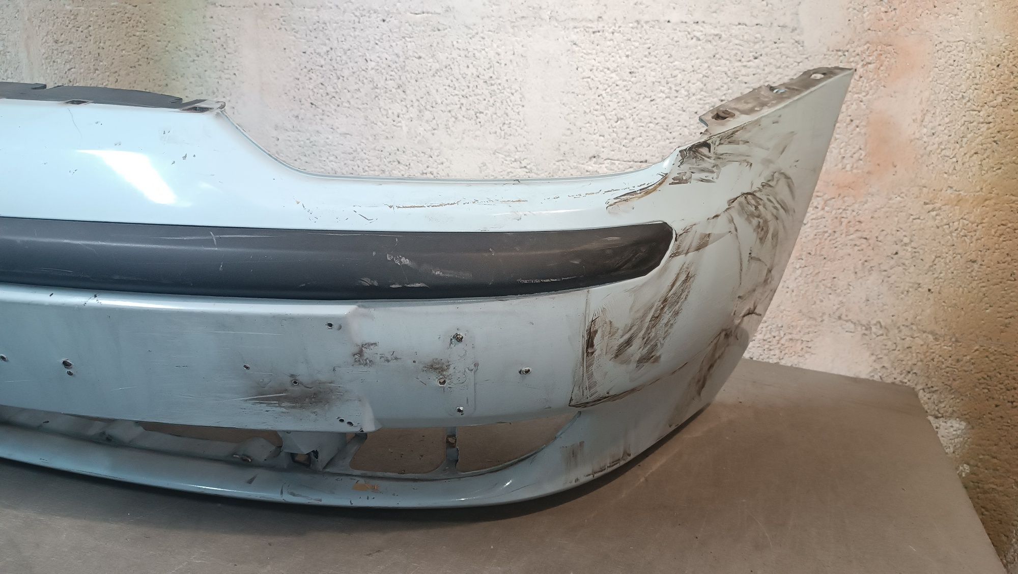 Vendo parachoque de frente Alfa Romeo 156 ano 1998/2002