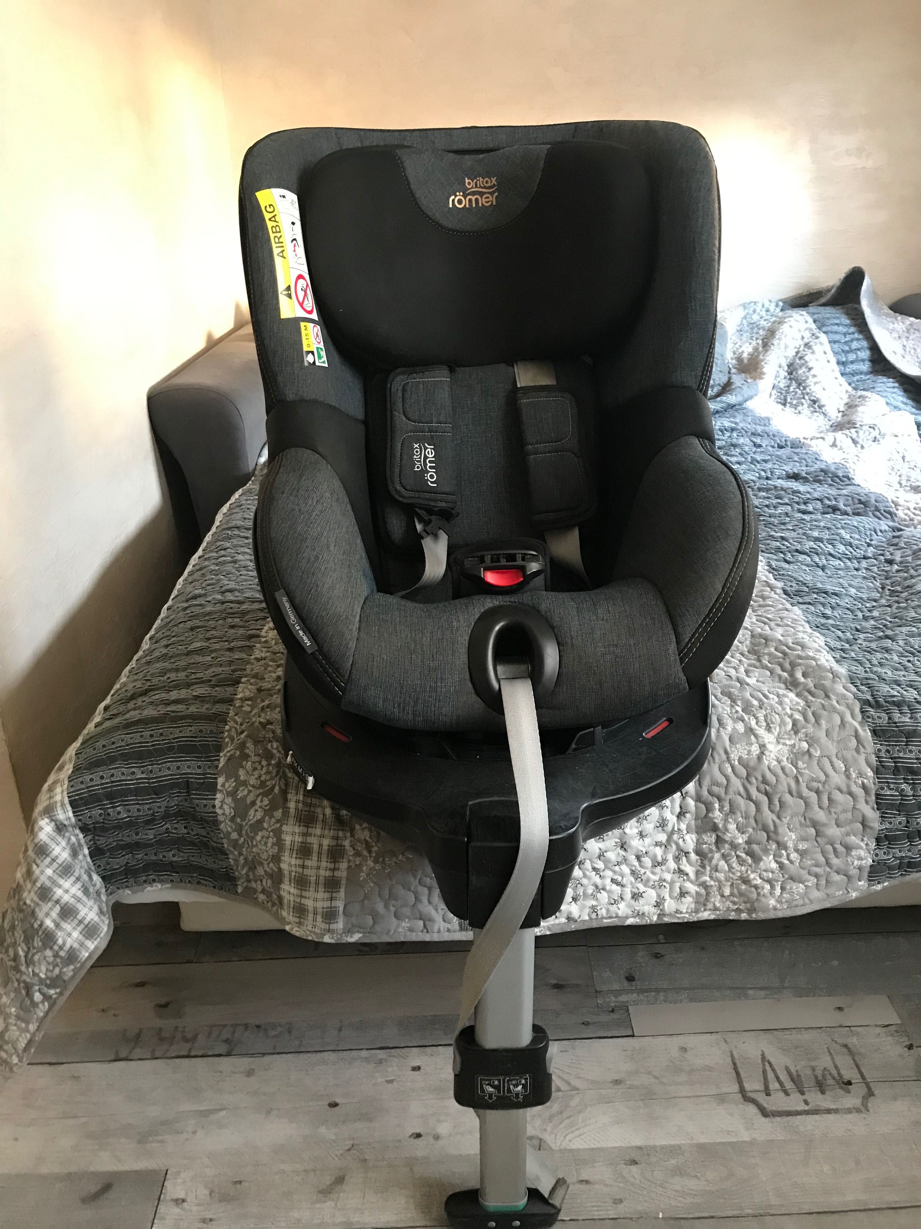 Britax Romer Dualfix M -i Size