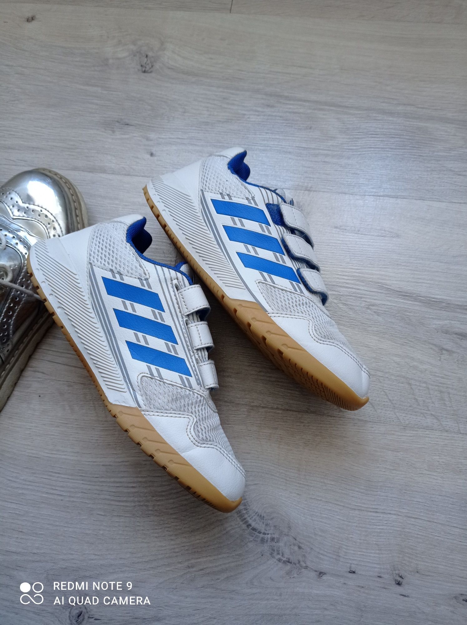 Buty buciki 2 pary Adidas Reserved 34 i 35 dla dziewczynki wiosenne