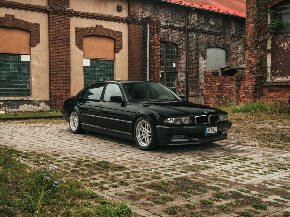 BMW Seria 7 BMW Seria 7 E38 740iL 2001