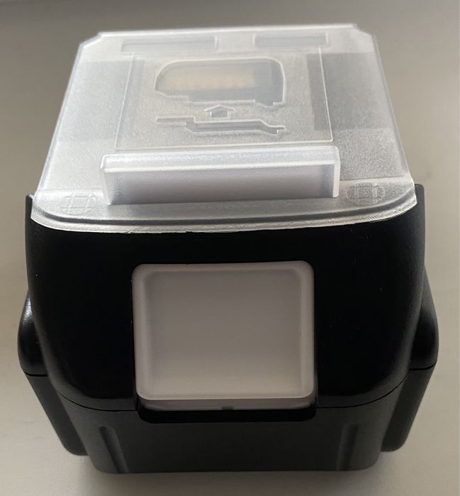 Акумулятор Makita BL1850B LXT 18V 5.0 Ah новий