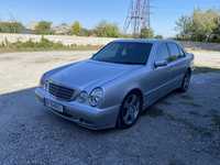 Mercedes Benz E210 3.2 CDI