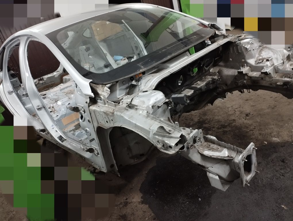 Ford Mondeo MK5 hatchback ćwiartka podłużnica słupek błotnik L/P wanna