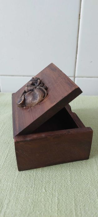 Caixinhas antigas em madeira