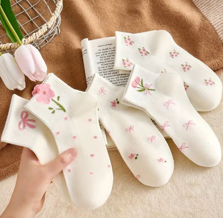 Skarpety skarpetki dziewczęce młodzieżowe roz. 35-38, 5 par nowe