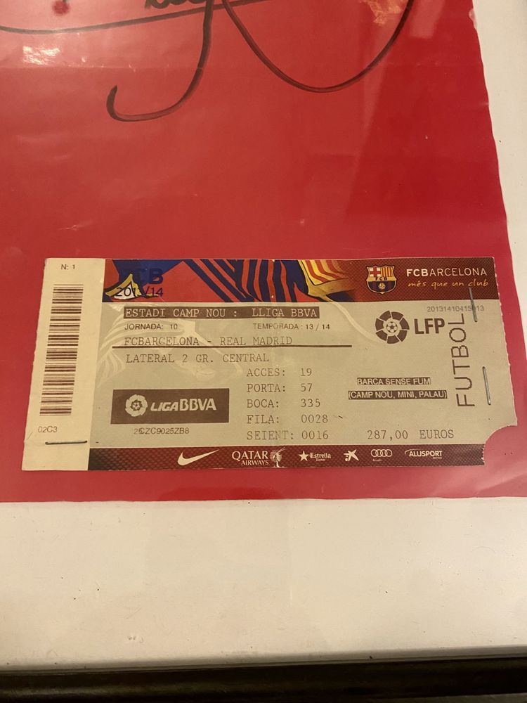 Autograf Lionela Messiego i Neymara