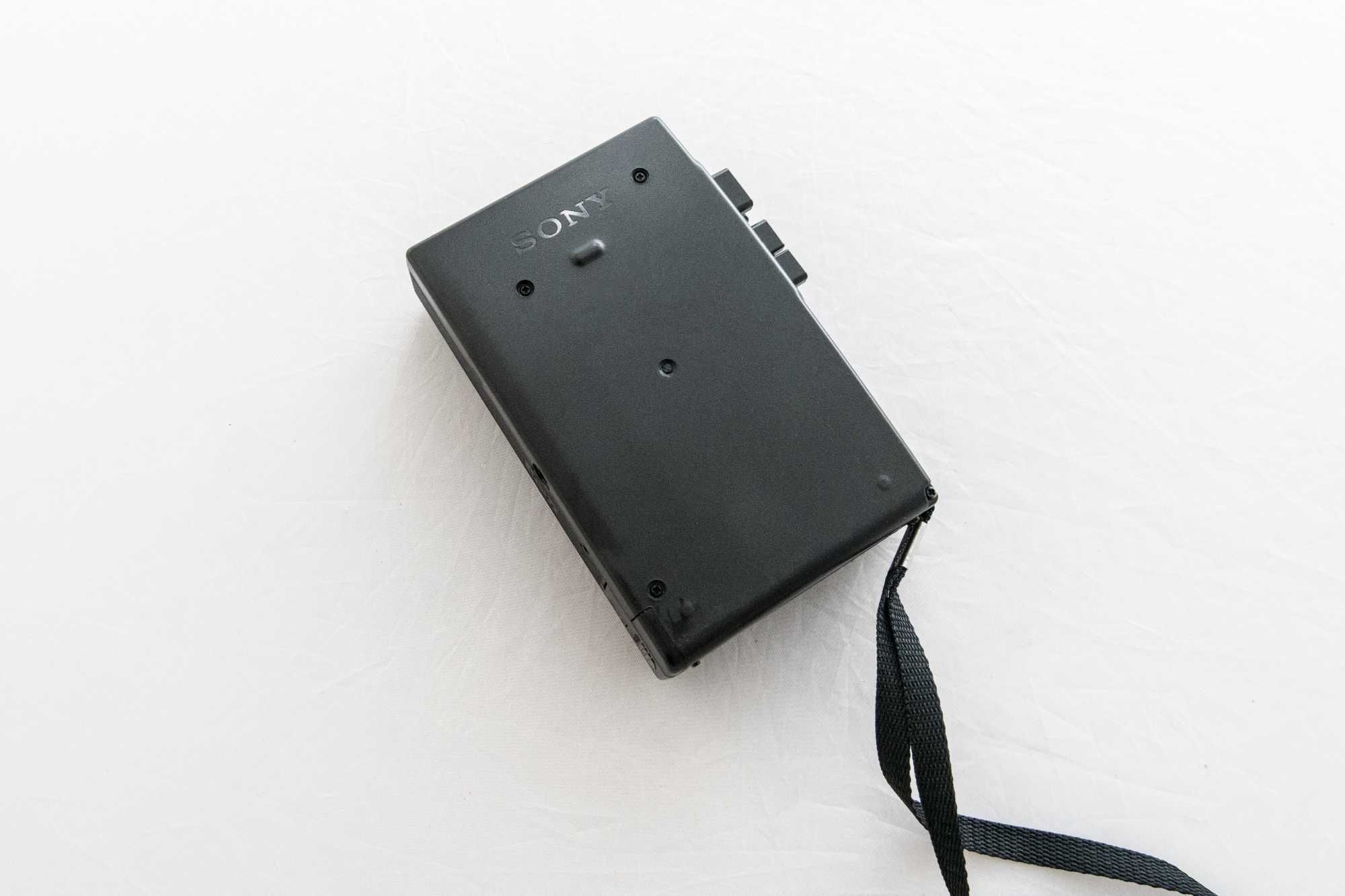 Walkman z funkcją nagrywania recorder Sony TCM-83