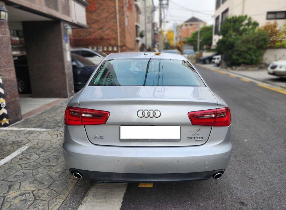 Audi A6 (C7) 3.0 TDI Quattro C7 2012