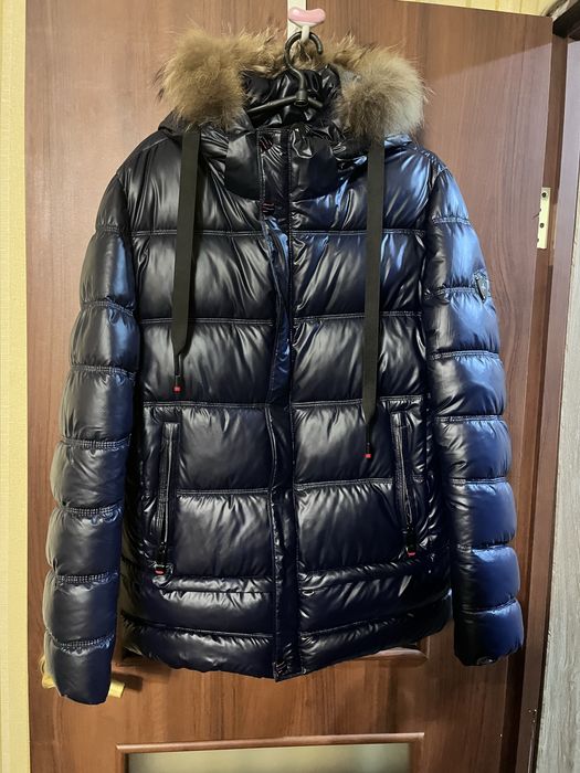 Продам зимний мужской пуховик