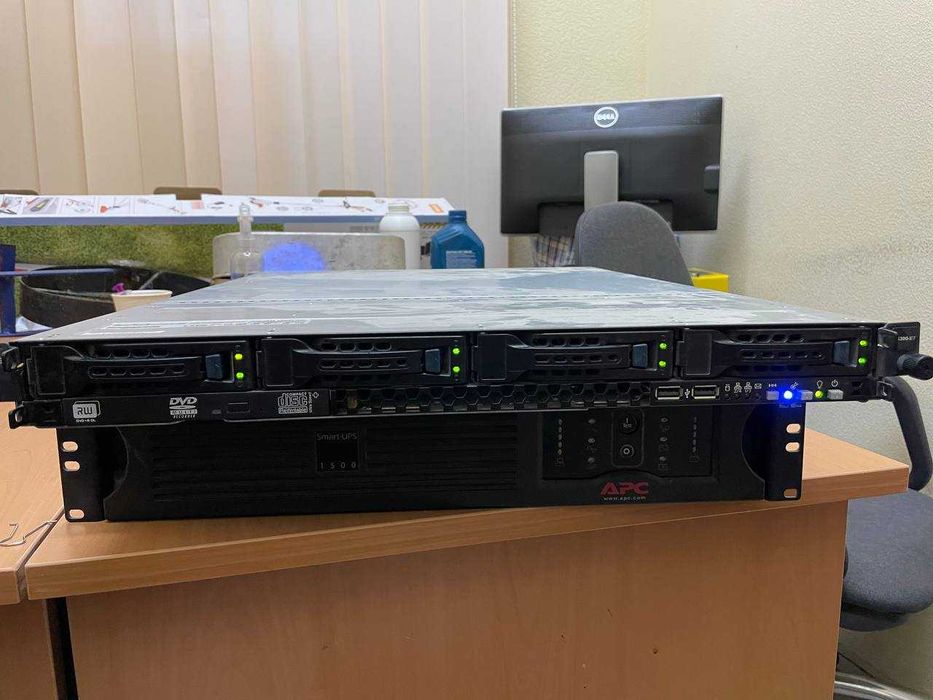 Сервер ASUS RS300-E7