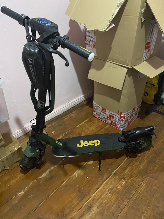 Hulajnoga elektryczna Jeep