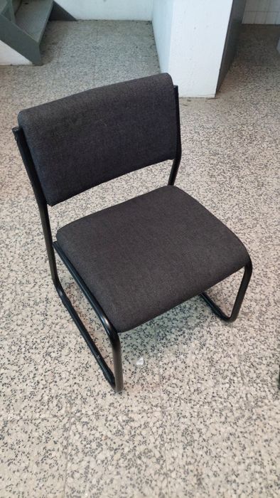 Cadeiras fixa cor cinzento escuro