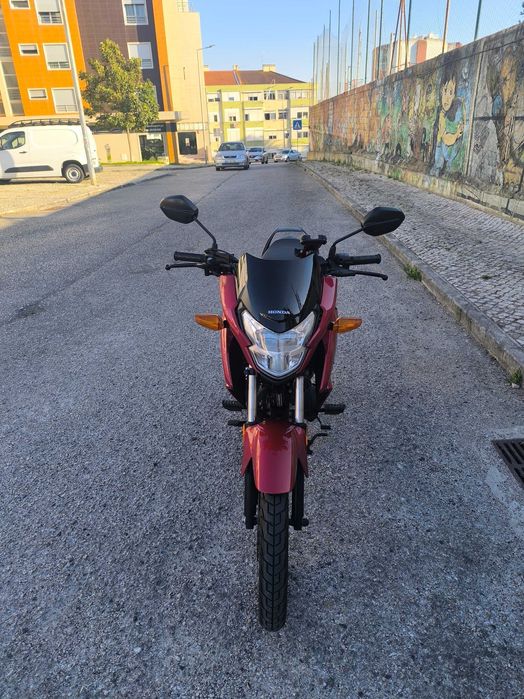 CB125F OUT 2024 5.500 Km