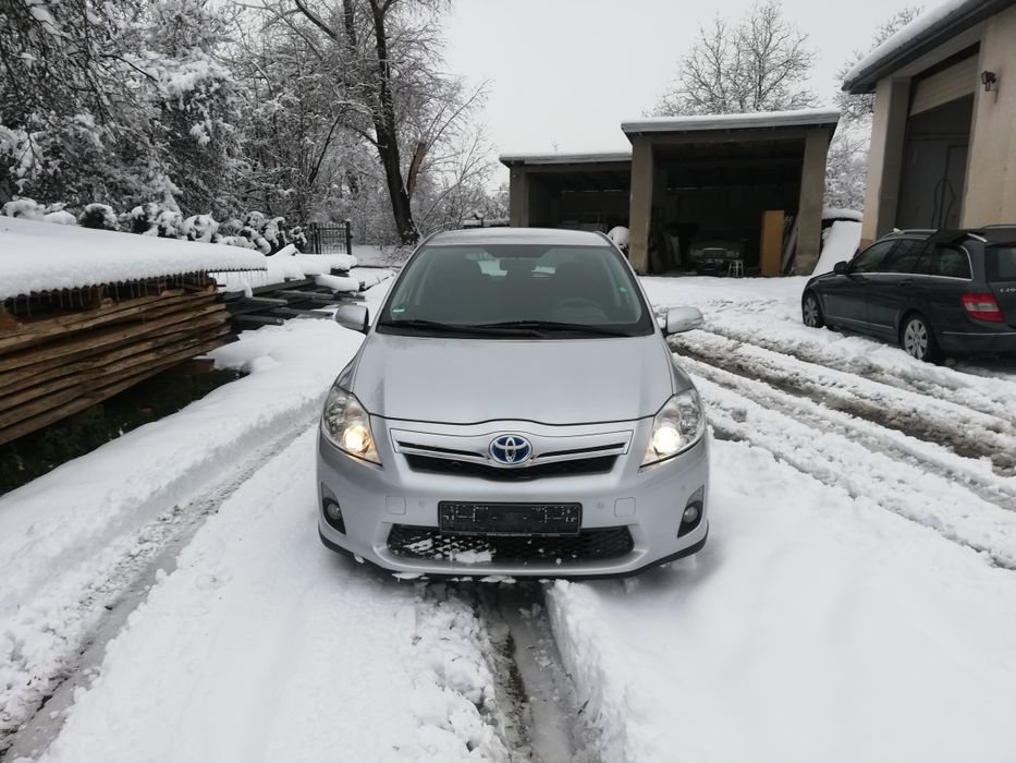 Sprzedam Toyota Auris hybryda