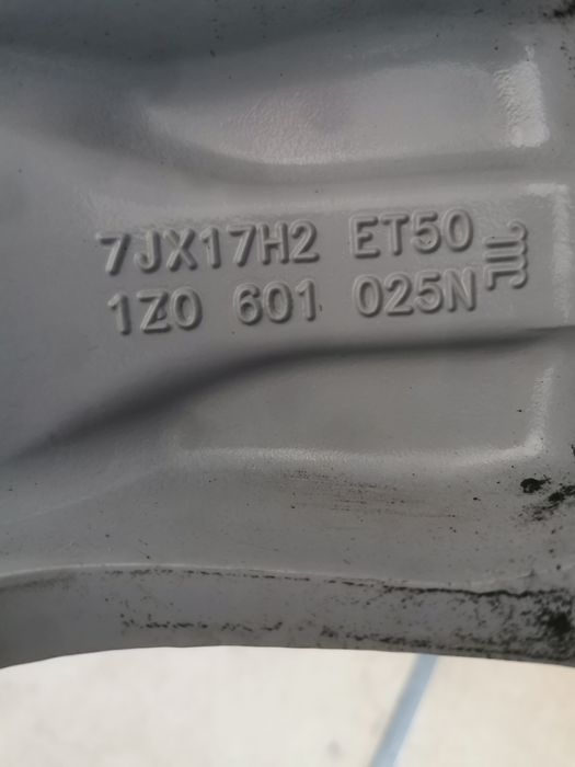 Felgi aluminiowe 17" 5x112 ET50 7J Skoda