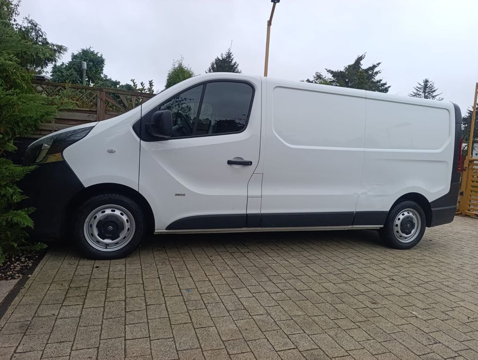 Opel Vivaro long 1,6 bi Turbo 2017 rok 164000 przebiegu