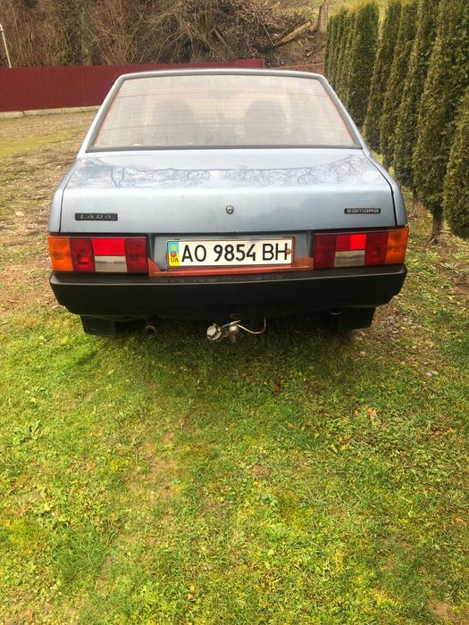 Продам Lada 2199