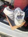 Sapatihas marca Adidas