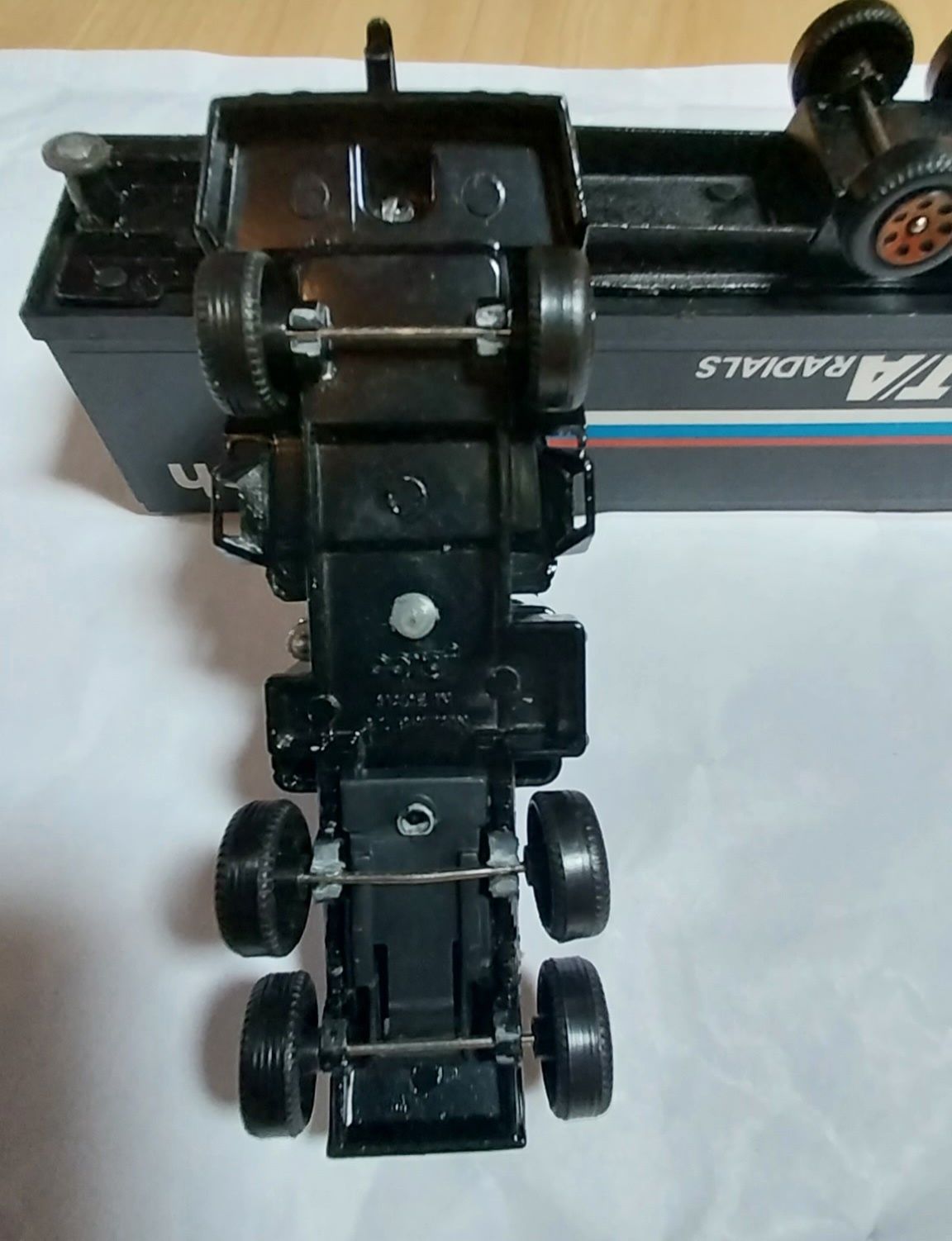 Miniatura antiga de camião Corgi