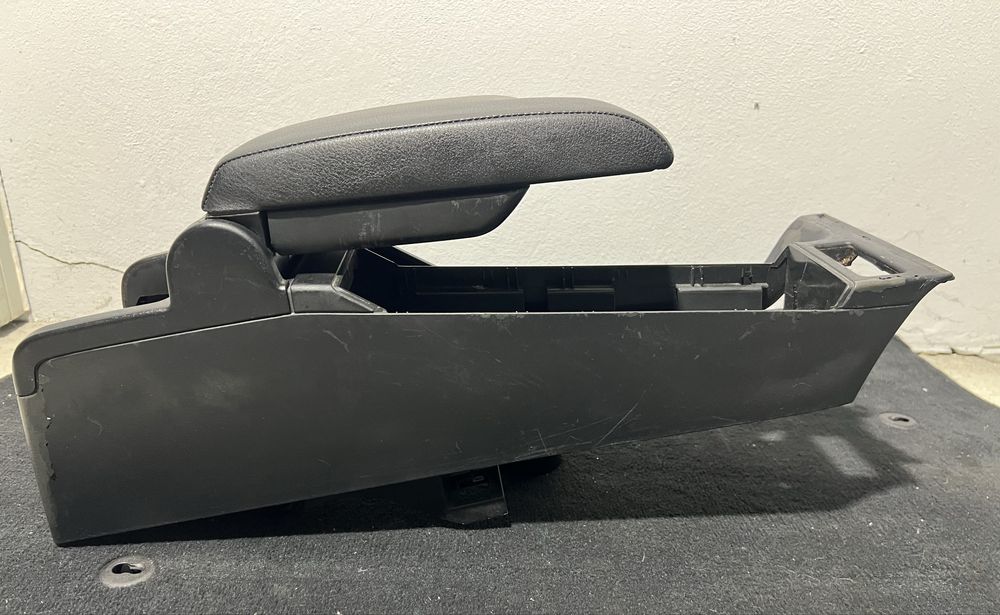 Apoio de braço + consola Bmw E46 Série 3 Sedan, Touring, Compact 98-05