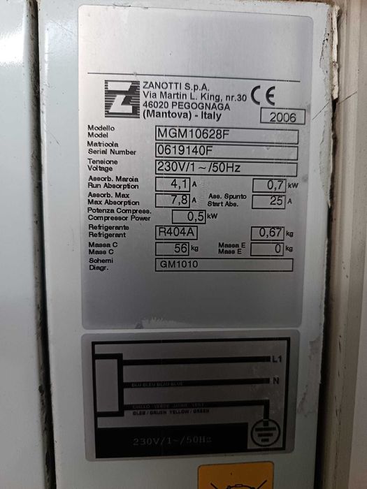 Equipamento de Frio Compacto de parede (refrigerador)